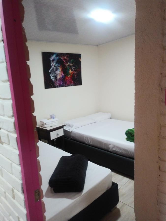 Bareque Hostel Саленто Экстерьер фото